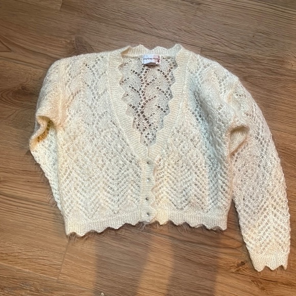 Sweaters - Vintage cardigan